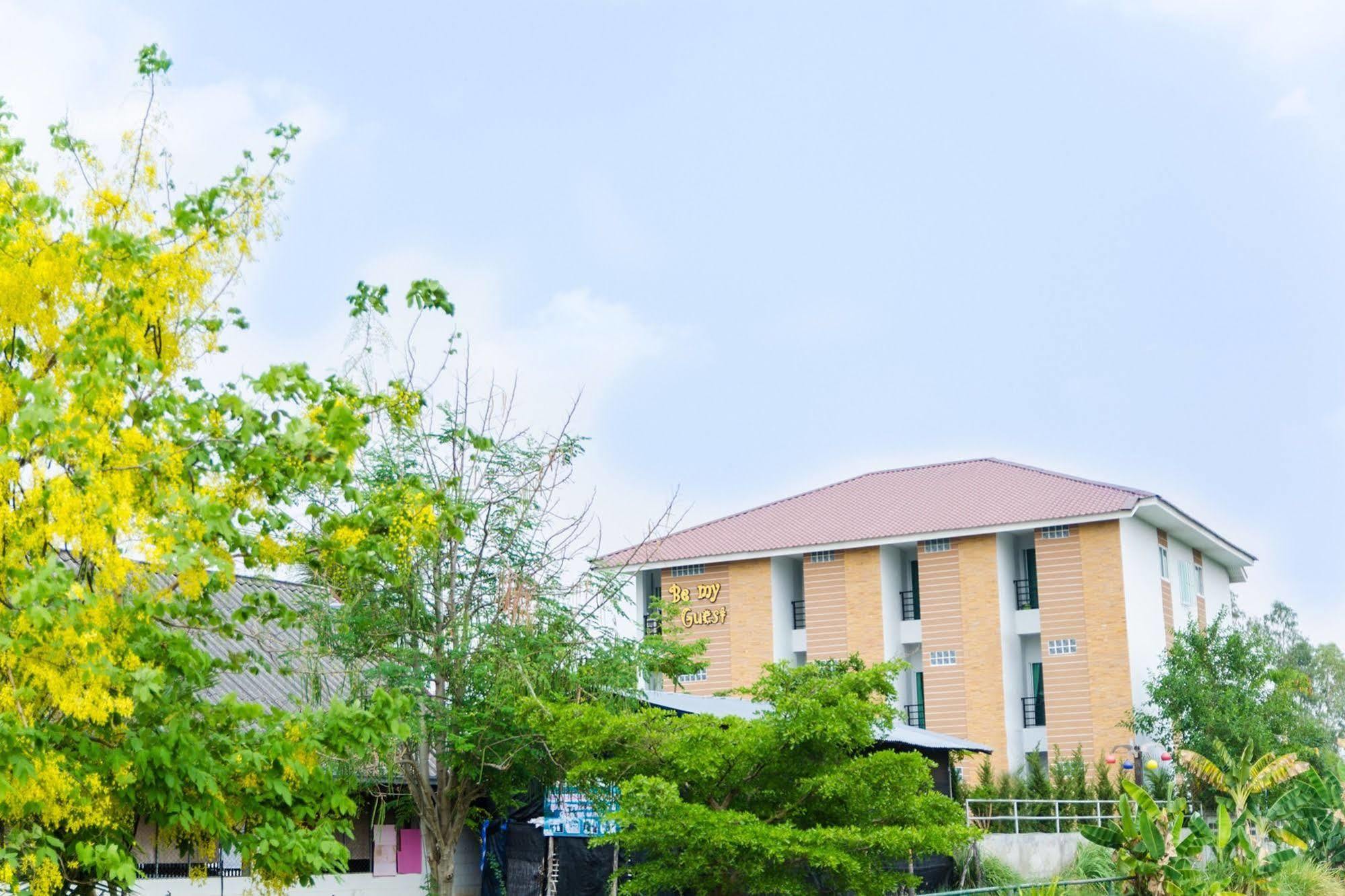 Appartement Be My Guest à Ubon Ratchathani Extérieur photo