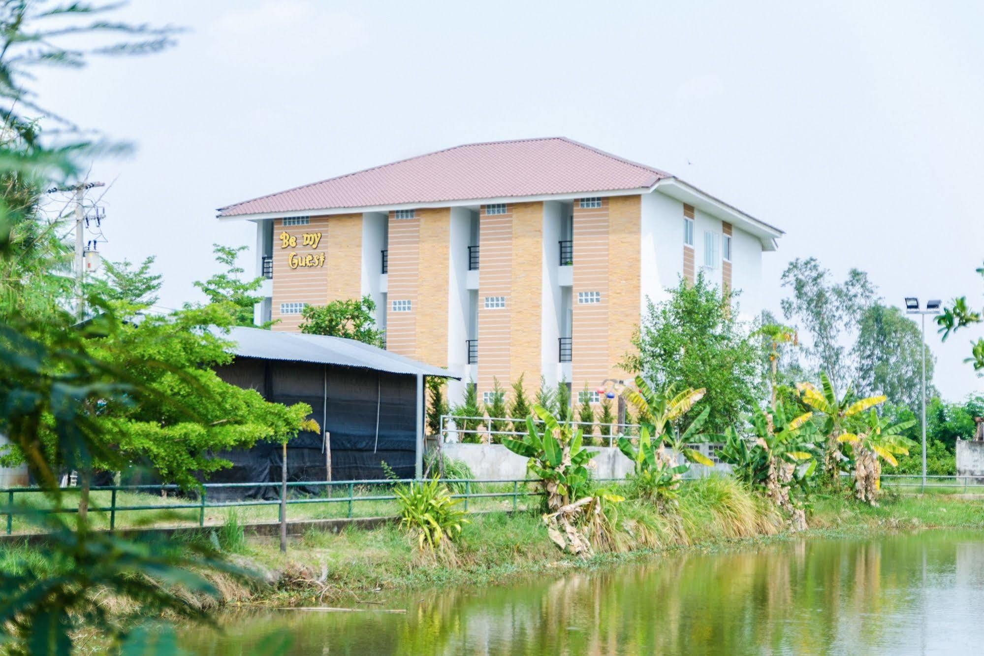 Appartement Be My Guest à Ubon Ratchathani Extérieur photo